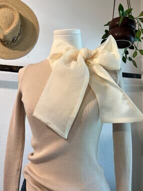 Chicwish Cream Ribbed Long Sleeve Tulle Bow Tie Blouse Sweater Size Small-XS